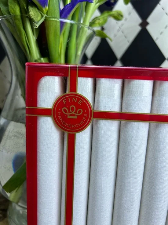 Classic 100% Cotton Handkerchiefs – White Men's 6-Piece Gift Set - Picture 4 of 7